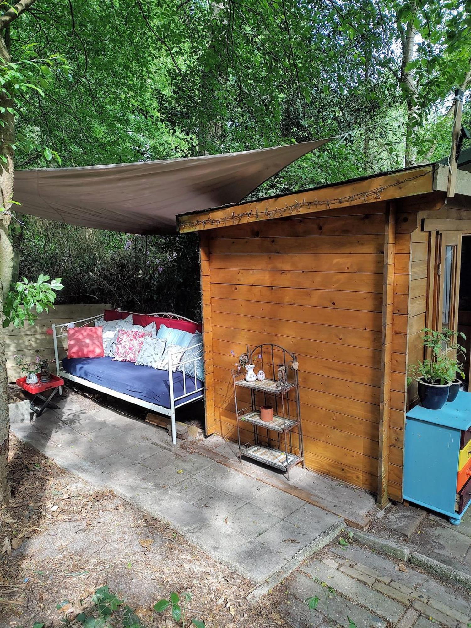 Chalet Met Veranda Aan Bosrand Vledder Экстерьер фото